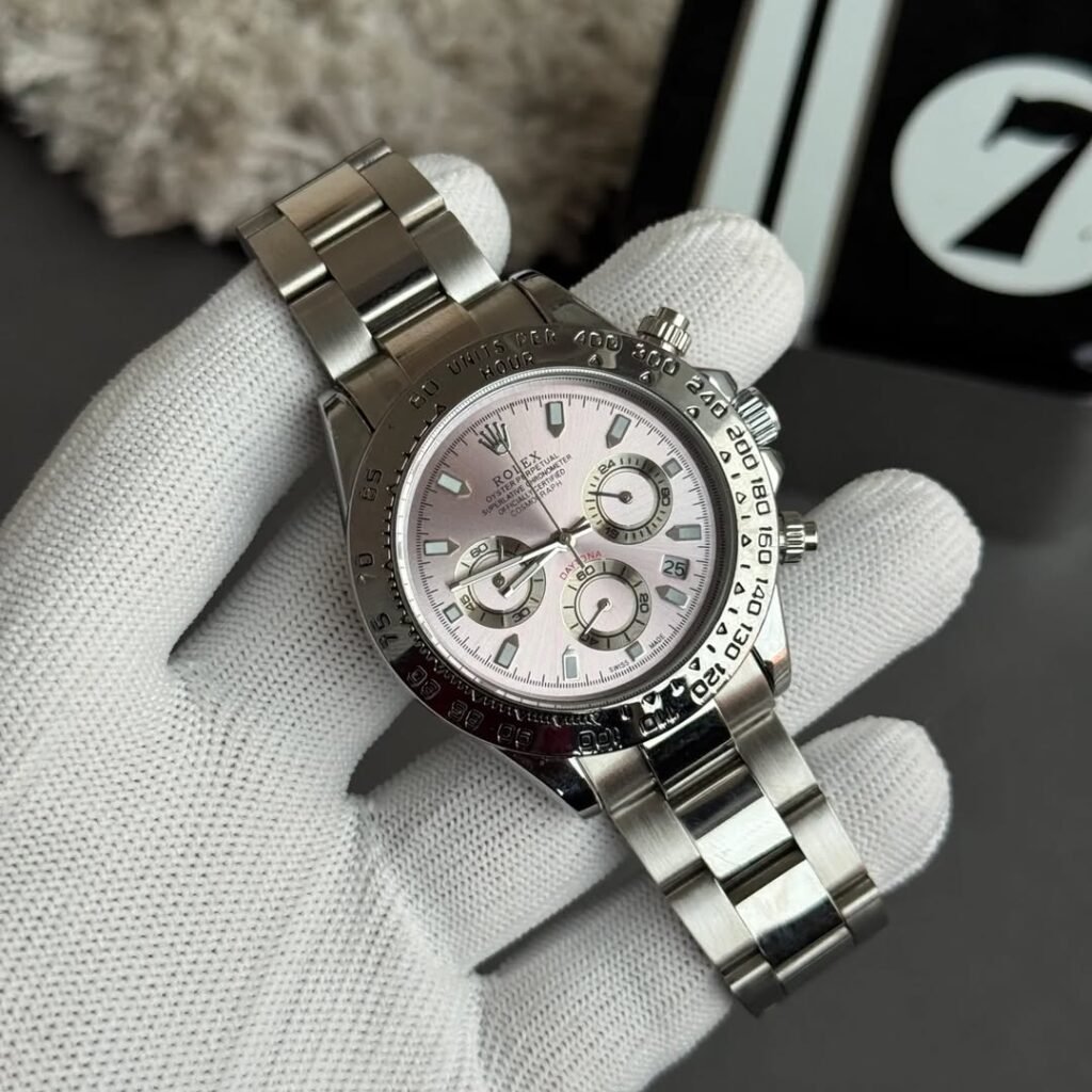 Silver chronograph mens watch with a white dial and oyster bracelet, premium mens watches in Malappuram.